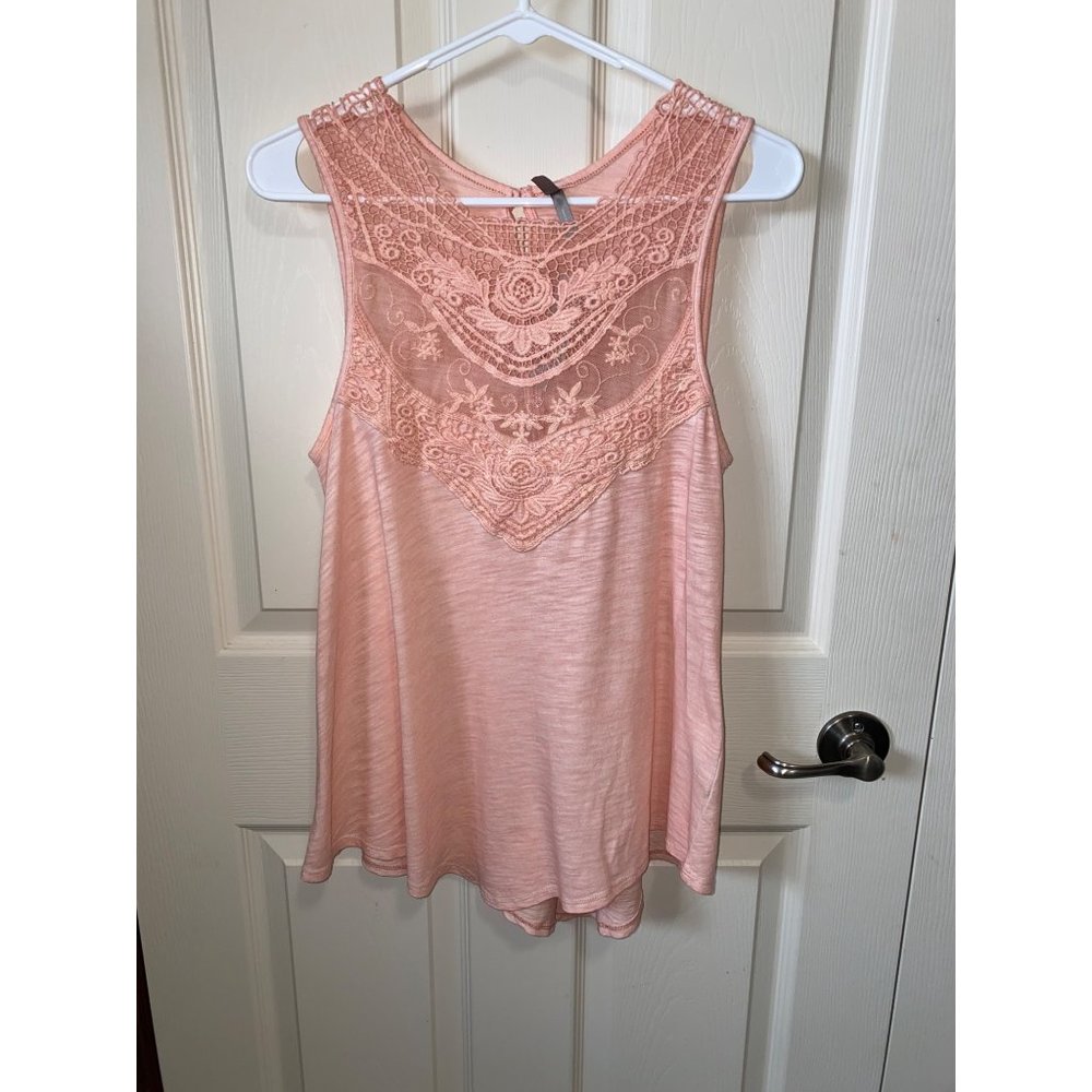 NWT Vanity Crochet Flowing Tank Top Size Small - Picture 3 of 7